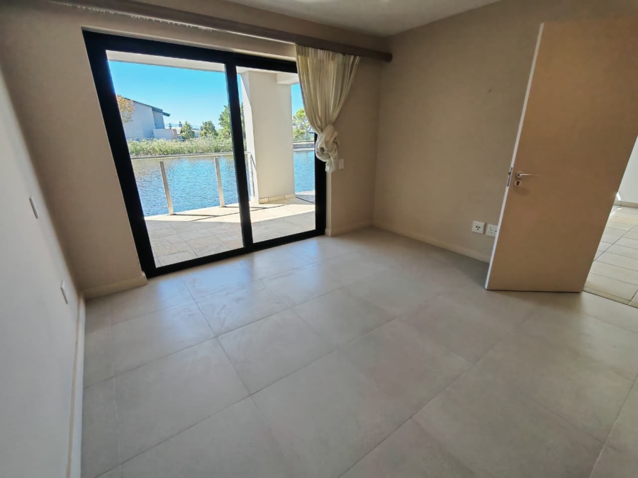 2 Bedroom Property for Sale in Oubaai Western Cape